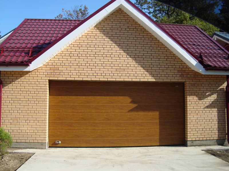 Секционные ворота DoorHan в Дмитрове с установкой