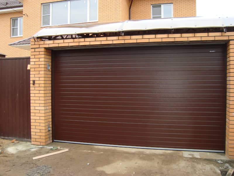 Секционные ворота DoorHan в Дмитрове с установкой